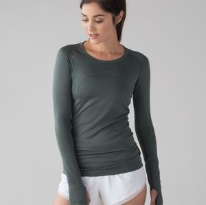 Swiftly Tech Long Sleeve Crew